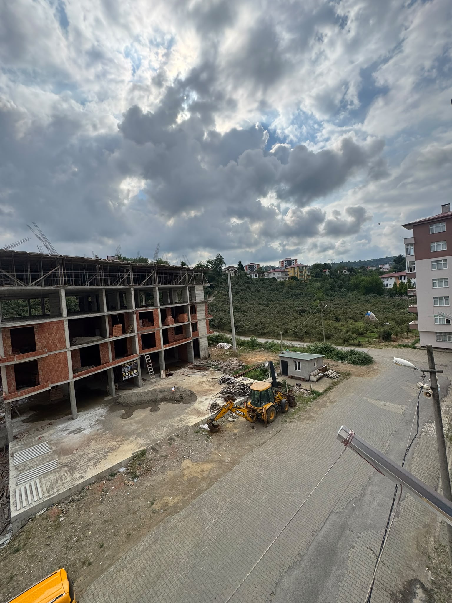 MABEL'DEN FATİH MH. 3+1 2CEPHESİ AÇIK ARA KAT ACİL SATILIK DAİRE